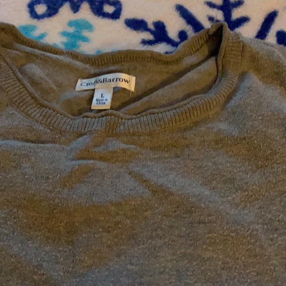 Black and gray sweater - Picture 2 of 3